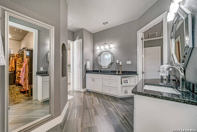 Image 23 of 47 For 1123 Long Hollow