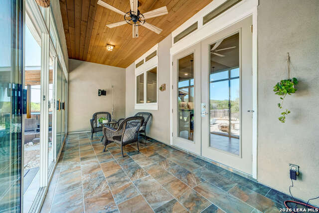 Image 35 of 47 For 1123 Long Hollow