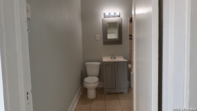 Image 11 of 12 For 538 Kayton  540