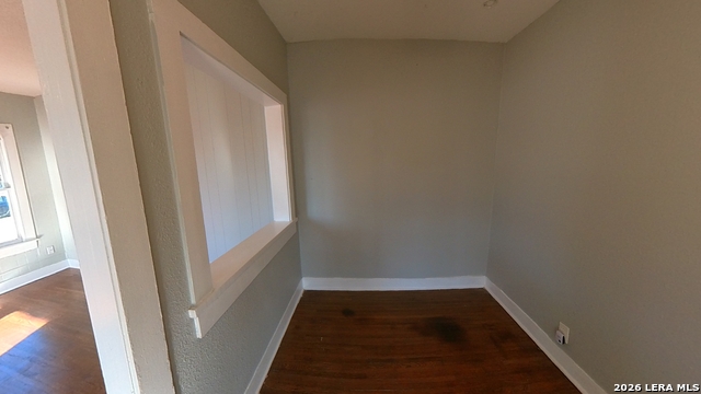 Image 10 of 16 For 538 Kayton  538