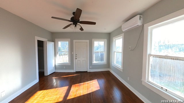 Image 15 of 16 For 538 Kayton  538