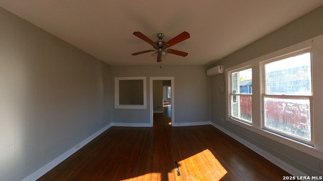 Image 2 of 16 For 538 Kayton  538