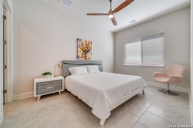 Image 21 of 25 For 1114 Aidenbaum