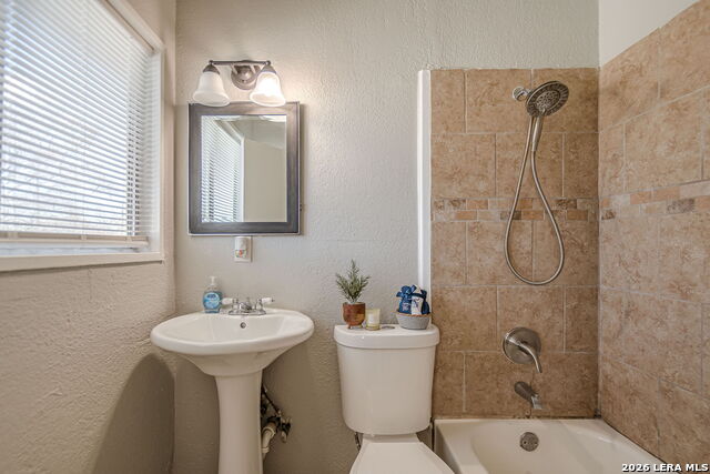 Image 11 of 21 For 2323 Arbor Place  2