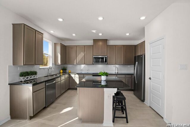 Image 13 of 53 For 14839 Vance Jackson  Unit 508