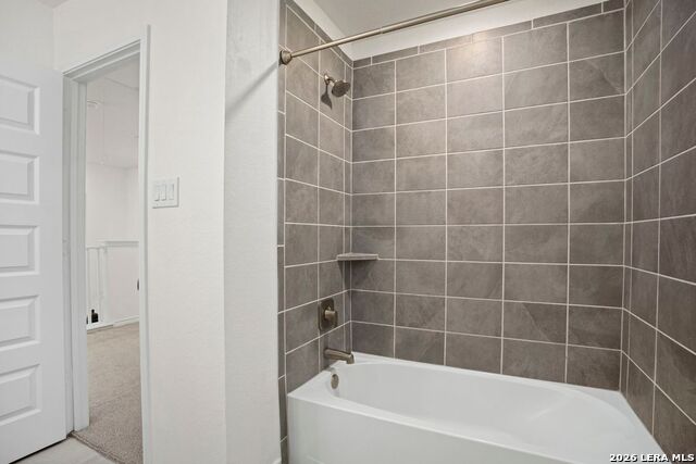 Image 17 of 53 For 14839 Vance Jackson  Unit 508