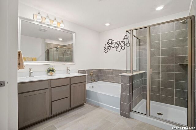 Image 18 of 53 For 14839 Vance Jackson  Unit 508