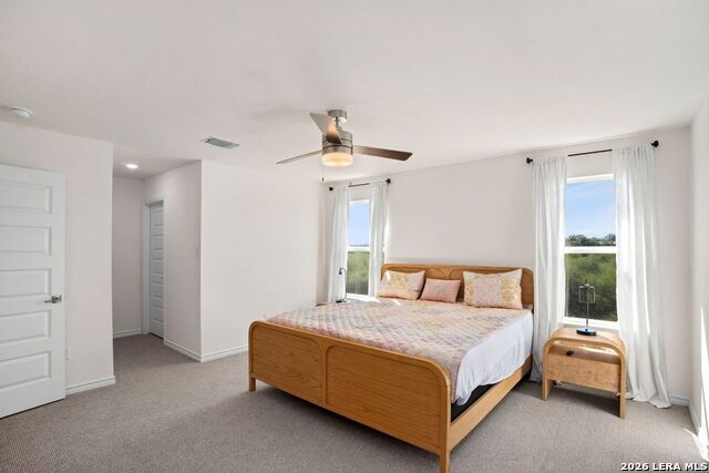 Image 19 of 53 For 14839 Vance Jackson  Unit 508