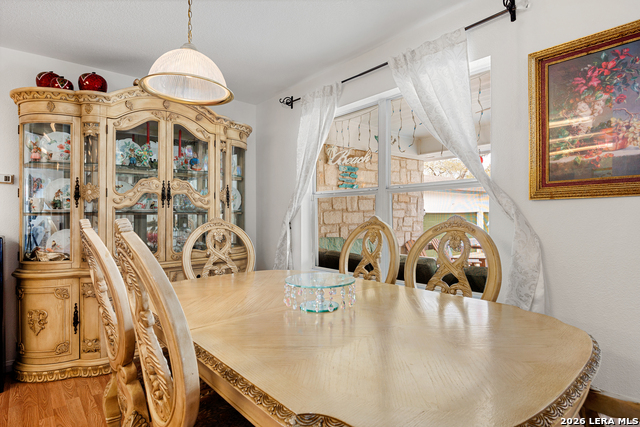 Image 22 of 58 For 837 Paddy Rd