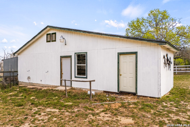 Image 41 of 58 For 837 Paddy Rd