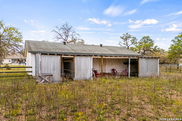 Image 43 of 58 For 837 Paddy Rd