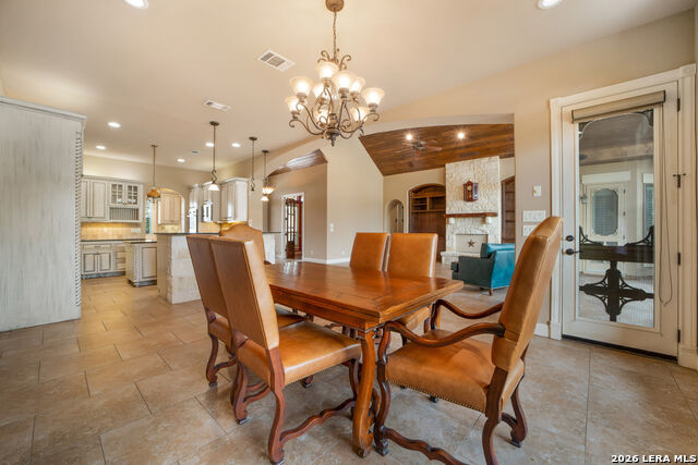 Image 11 of 50 For 1174 Sapling