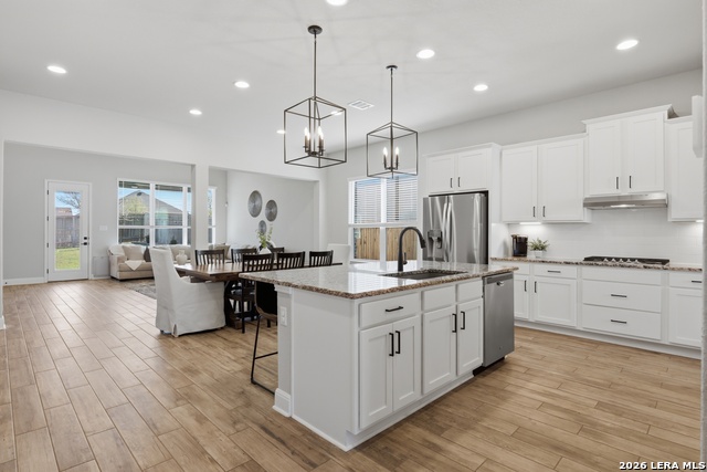 Image 12 of 44 For 28920 Windlesham Way