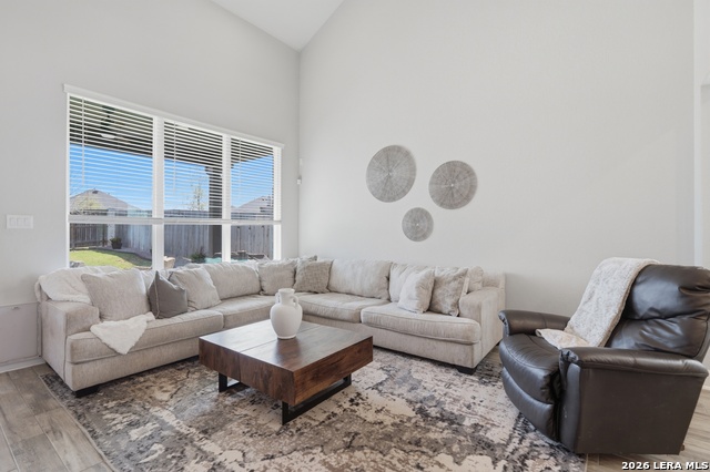 Image 18 of 44 For 28920 Windlesham Way