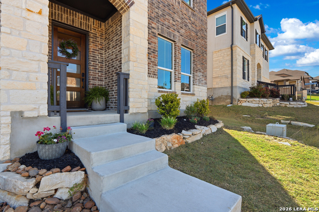 Image 4 of 44 For 28920 Windlesham Way