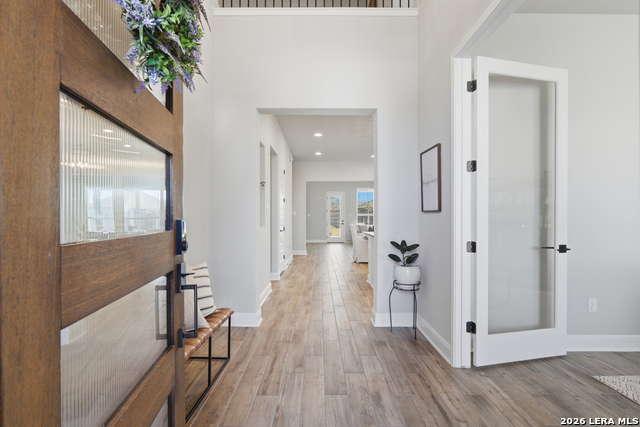 Image 5 of 44 For 28920 Windlesham Way