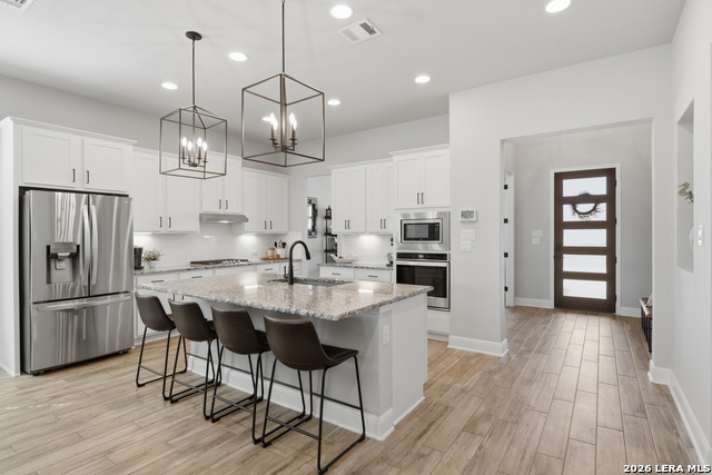 Image 8 of 44 For 28920 Windlesham Way