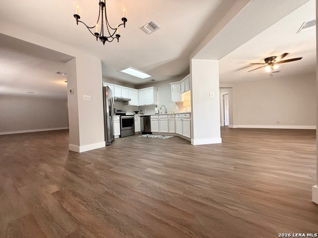 Image 10 of 26 For 15802 Tampke Pl