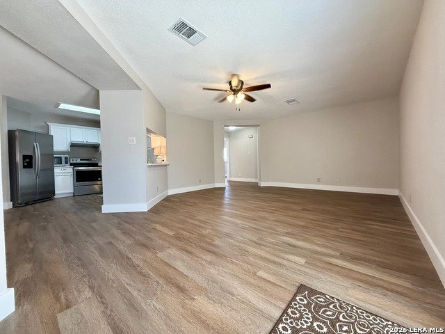 Image 14 of 26 For 15802 Tampke Pl