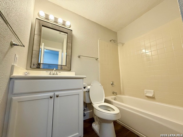 Image 18 of 26 For 15802 Tampke Pl