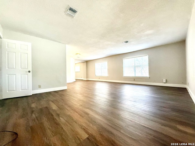 Image 5 of 26 For 15802 Tampke Pl