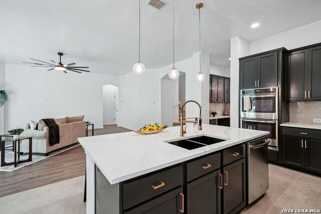 Image 15 of 38 For 12606 Ozona Rnch