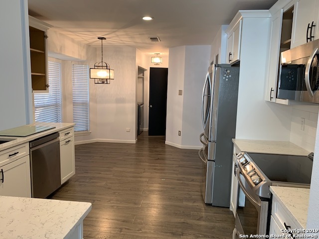 Image 2 of 19 For 2721 Poplar Grove