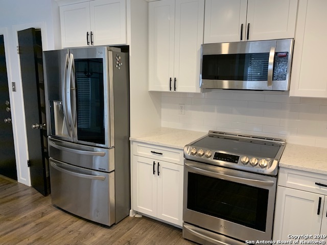 Image 5 of 19 For 2721 Poplar Grove