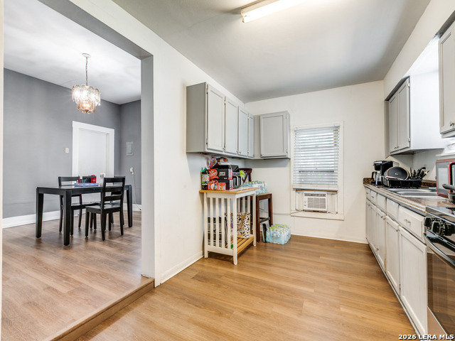 Image 9 of 25 For 311 Cottonwood