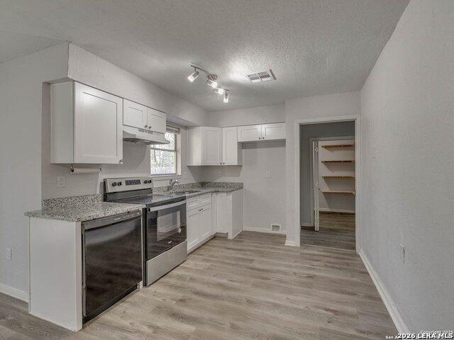 Image 13 of 50 For 12226 La Barca