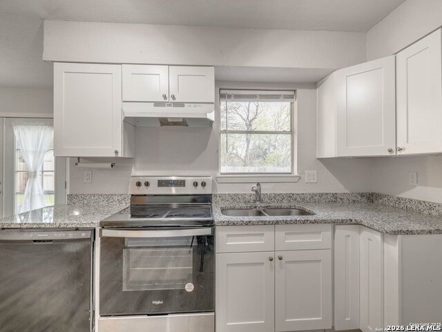 Image 15 of 50 For 12226 La Barca