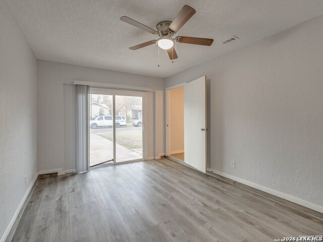 Image 21 of 50 For 12226 La Barca