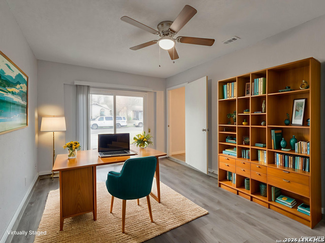 Image 22 of 50 For 12226 La Barca