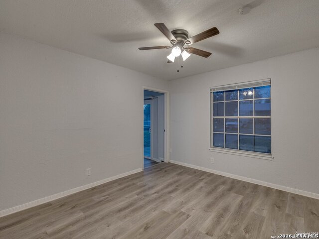 Image 25 of 50 For 12226 La Barca