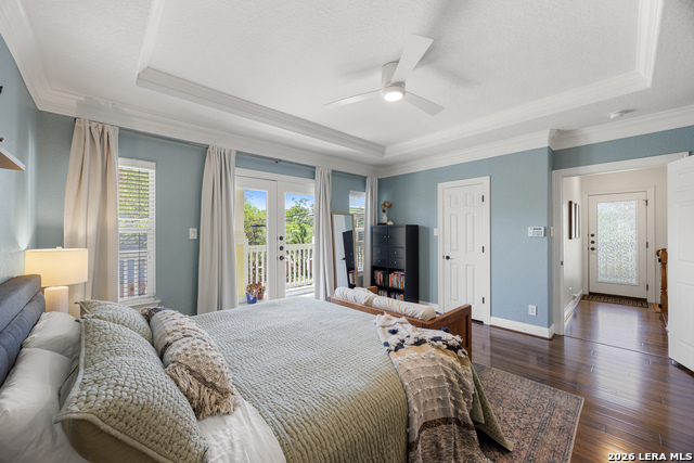 Image 24 of 54 For 502 Park Ave. E 1