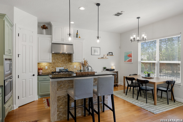 Image 8 of 54 For 502 Park Ave. E 1