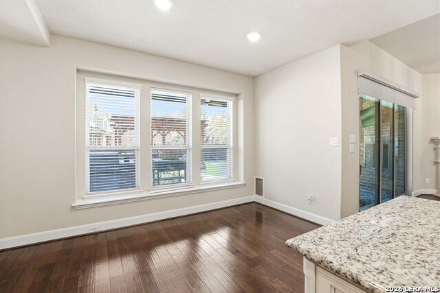 Image 10 of 36 For 8914 Fowler Hill