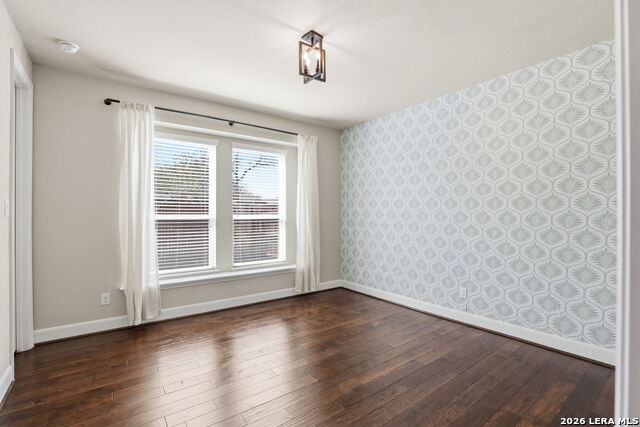 Image 19 of 36 For 8914 Fowler Hill