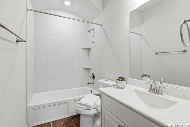 Image 27 of 36 For 8914 Fowler Hill