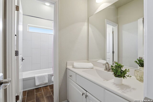 Image 29 of 36 For 8914 Fowler Hill