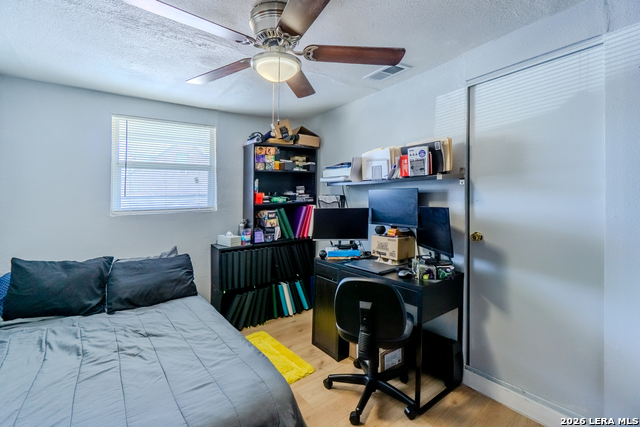 Image 16 of 42 For 1203 Vickers