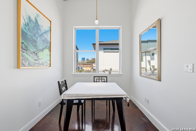 Image 12 of 30 For 831 Flores S 3114