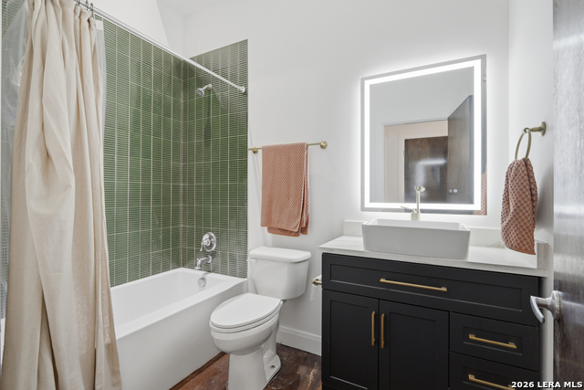 Image 14 of 30 For 831 Flores S 3114