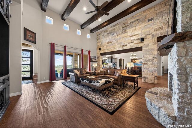 Image 11 of 45 For 25011 Caliza