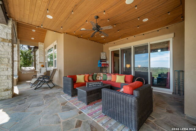 Image 3 of 45 For 25011 Caliza