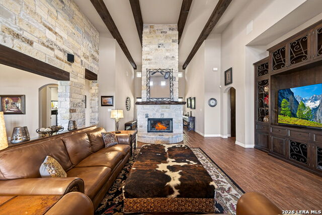 Image 9 of 45 For 25011 Caliza