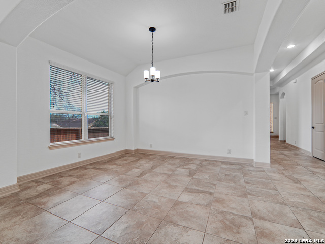 Image 15 of 37 For 904 Beechwood