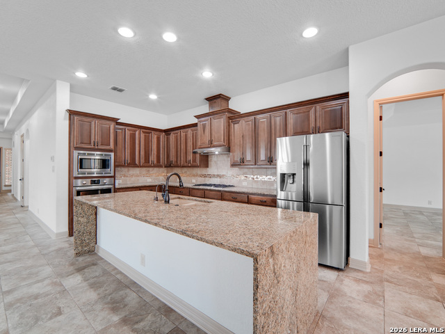 Image 18 of 37 For 904 Beechwood