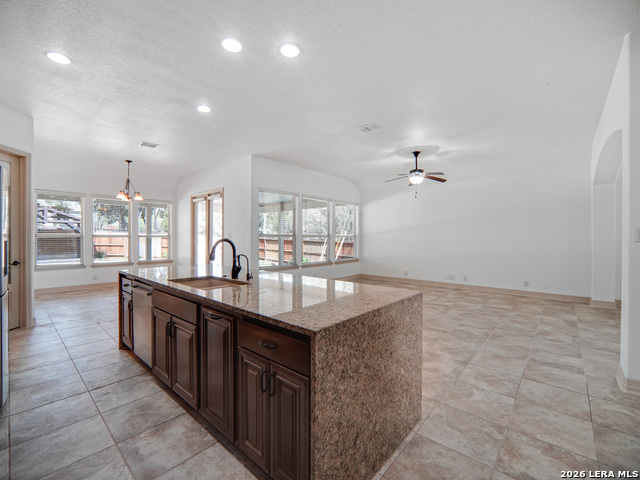 Image 20 of 37 For 904 Beechwood