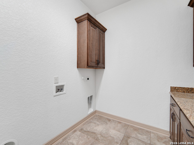 Image 21 of 37 For 904 Beechwood